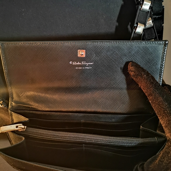 SALVATORE FERRAGAMO Bundle - Picture 5 of 11